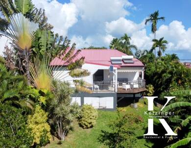 Villa à vendre 560 000 € 10 pièces 8 chambres 168 m² 2 316 m² de terrain Goyave 97128