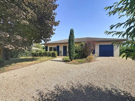 Maison de plain-pied à vendre 420 000 € 4 pièces 3 chambres 106 m² 1 075 m² de terrain Massieux 01600