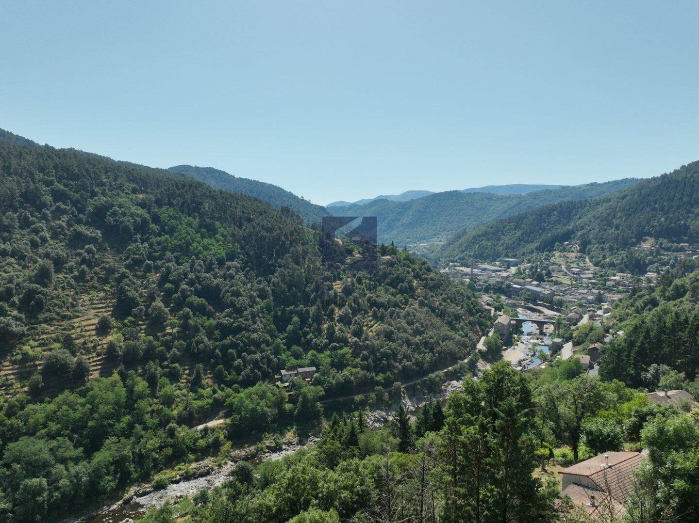 Maison à vendre, 195m², SAINT SAUVEUR DE MONTAGUT