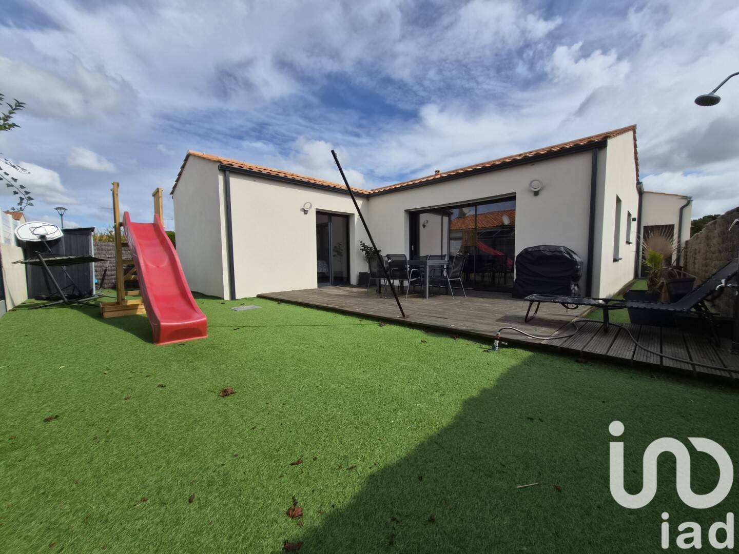 Maison à vendre, 111m², LONGEVILLE SUR MER