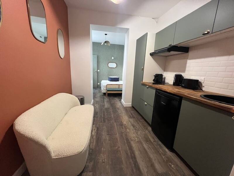 Maison à louer, 18m², PARIS 17E