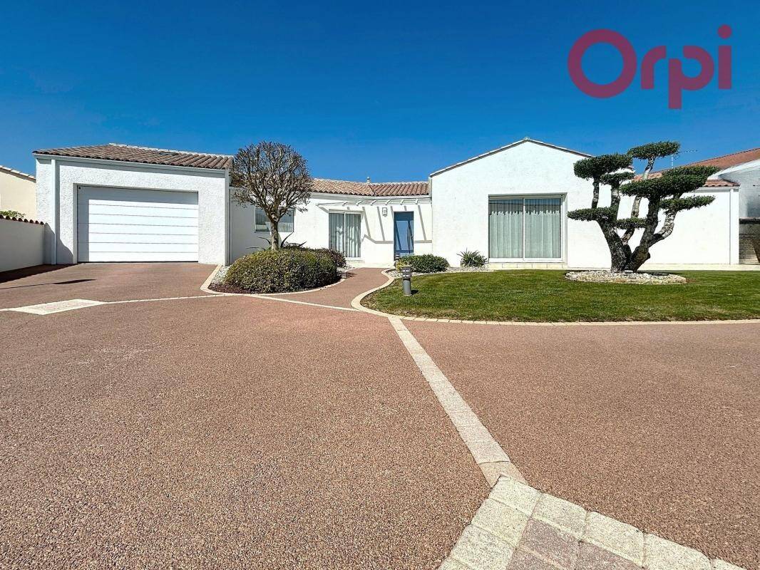 Maison à vendre, 253m², TALMONT SAINT HILAIRE