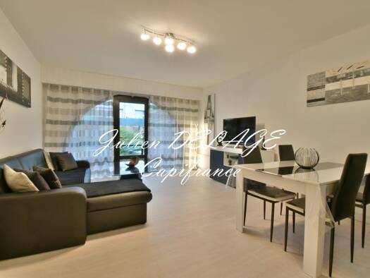 Appartement à vendre 184 000 € 3 pièces 2 chambres 61 m² RDC/3 Les Ecarts Embrun 05200