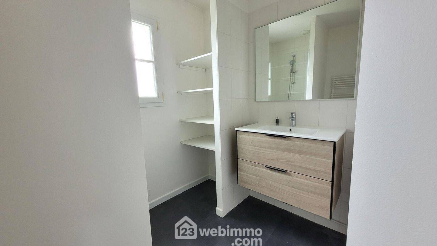 Maison à vendre, 107m², SAINT HILAIRE LA FORET