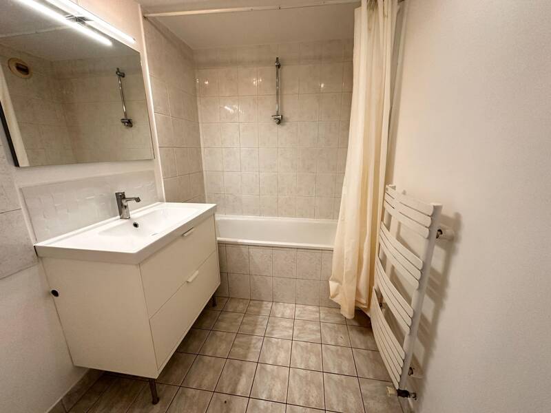 Maison à louer, 39m², VILLEURBANNE