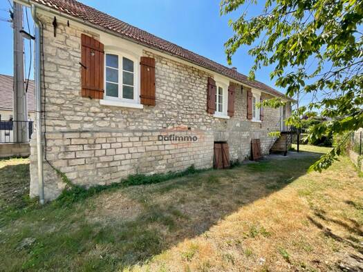 Maison à vendre 178 000 € 4 pièces 2 chambres 64 m² 225 m² de terrain Laigneville 60290