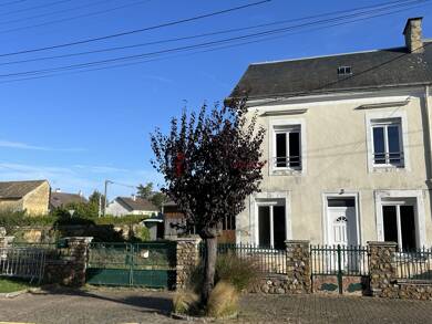 Maison à vendre 66 000 € 6 pièces 2 chambres 92 m² 592 m² de terrain St Cosme en Vairais 72110