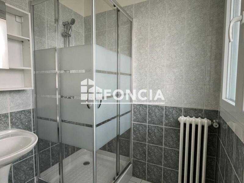 Maison à louer, 38m², SAINT MAUR DES FOSSES