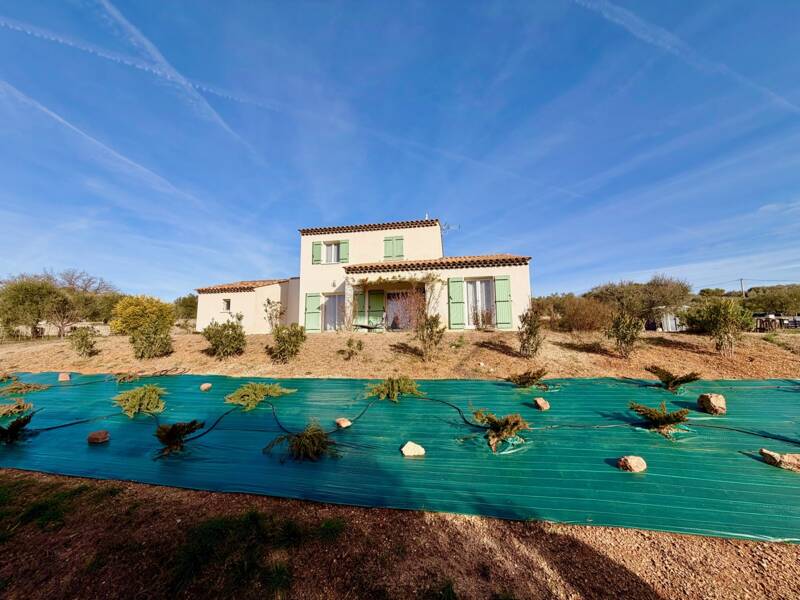 Maison à louer, 119m², BAGNOLS EN FORET