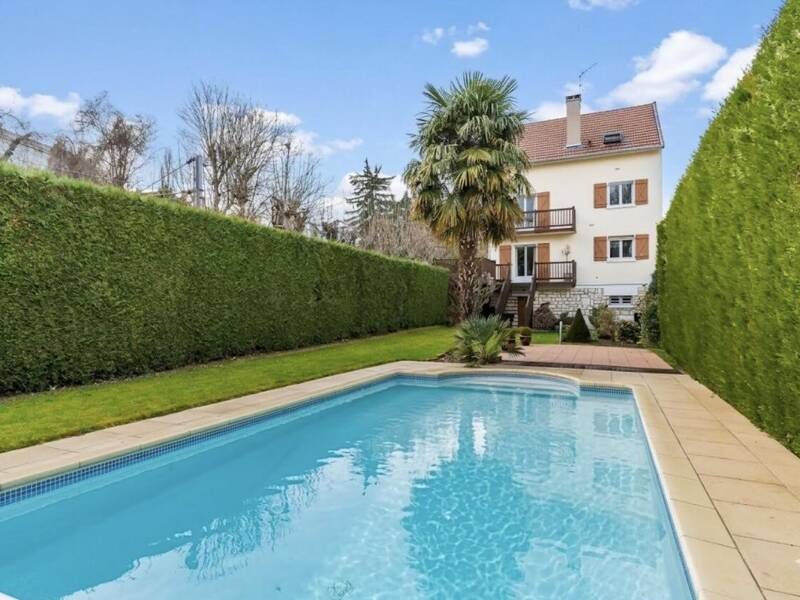 Maison à vendre, 160m², MARNES LA COQUETTE
