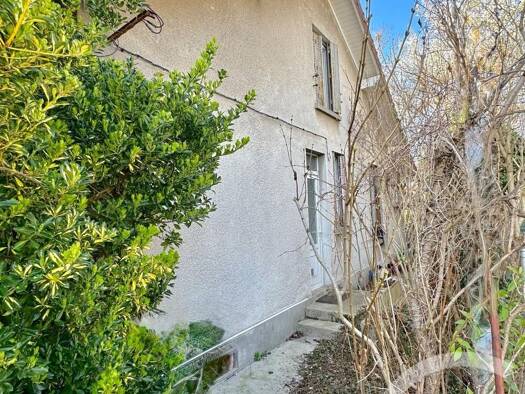 Maison à vendre 252 000 € 3 pièces 2 chambres 50,4 m² 110 m² de terrain Sartrouville 78500