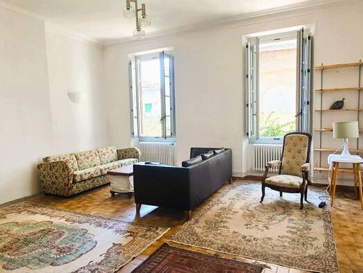 Appartement à louer 1 990 € 4 pièces 3 chambres 138,64 m² Étage 1/3 Marseille 5ème arrondissement 13005