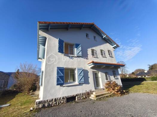 Maison à vendre 230 000 € 6 pièces 4 chambres 160 m² 2 760 m² de terrain Arette 64570