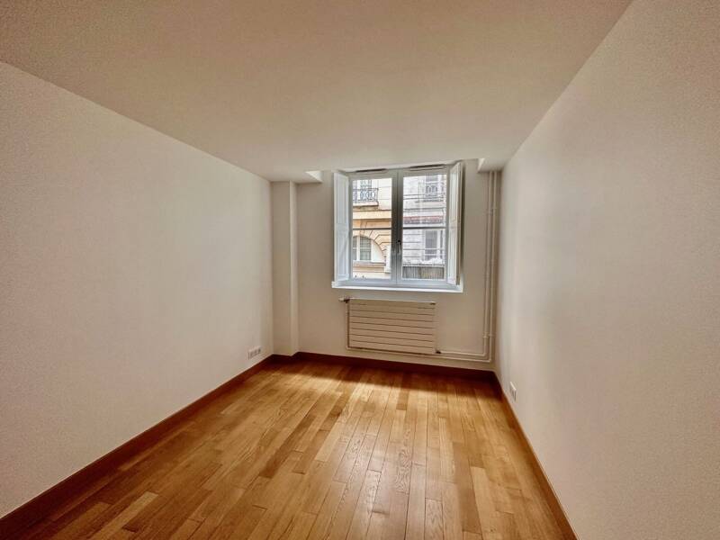 Maison à louer, 68m², PARIS 2E
