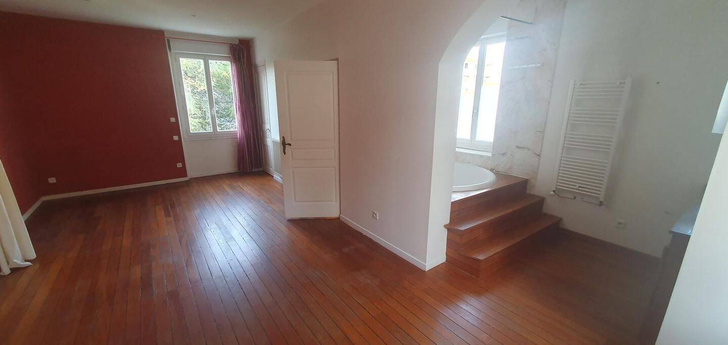 Maison 4 pièces — 6