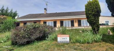 Maison de plain-pied à vendre 189 500 € 5 pièces 3 chambres 110 m² 1 900 m² de terrain Rive Gauche-Saint Savinien Villeneuve-sur-Yonne 89500