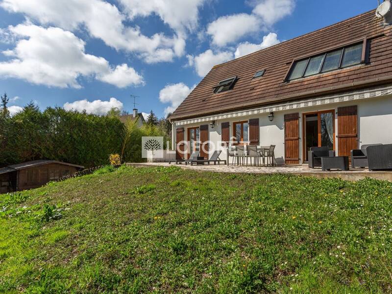 Maison à vendre, 141m², VARENNES JARCY