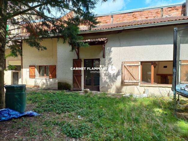 Maison à vendre 115 000 € 11 pièces 3 chambres 166 m² 1 288 m² de terrain Venarey-les-Laumes 21150