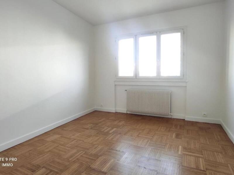 Maison à louer, 67m², LYON 8E