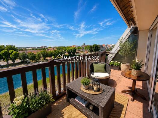 Duplex à vendre 595 000 € 4 pièces 2 chambres 96 m² Étage 6/6 Aguesseau-Ville Sud Trouville-sur-Mer 14360
