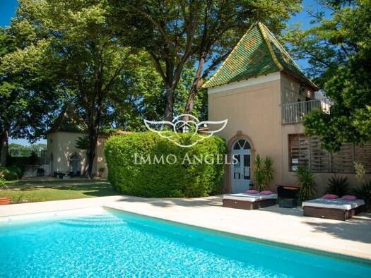 Château à vendre 5 998 000 € 38 pièces 24 chambres 1 400 m² 30 000 m² de terrain Pézenas 34120