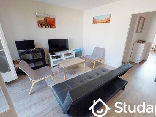 Colocation à louer 450 € 1 pièce 1 chambre 12 m² 3ème étage Château Rezé 44400