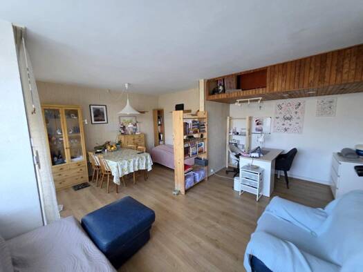 Duplex à vendre 200 000 € 4 pièces 2 chambres 69 m² Étage 2/4 Peupleraie Fresnes 94260