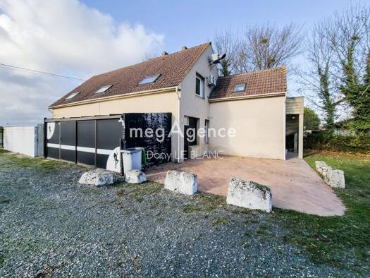 Local commercial à vendre 220 000 € 200 m² de surface de vente Vitray-en-Beauce 28360