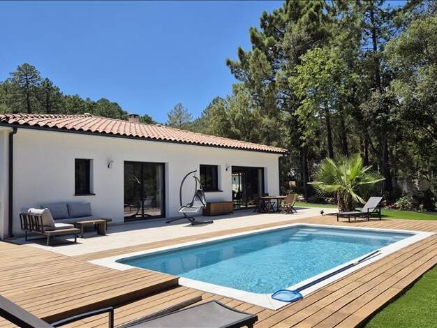 Maison à louer 1 780 € 4 pièces 3 chambres 113 m² dès le 01/10/2025 Zonza 20144