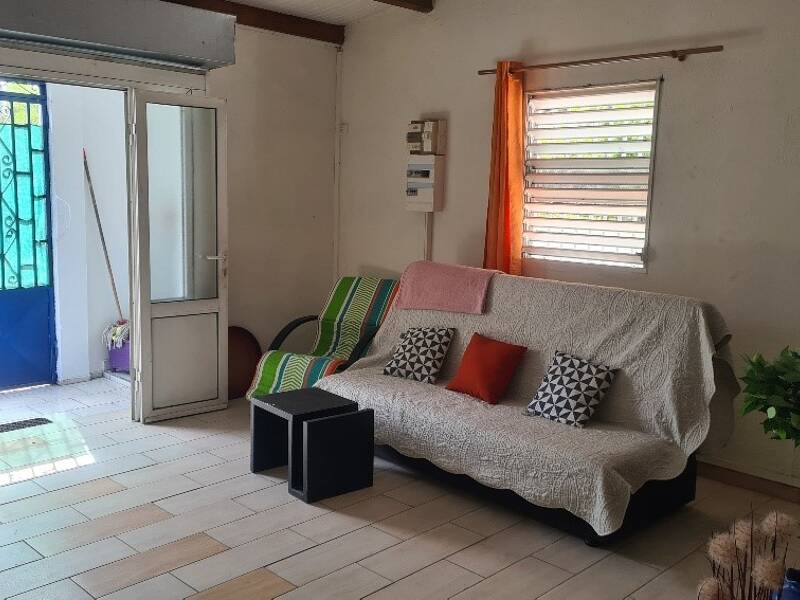 Maison à louer, 55m², LES ABYMES