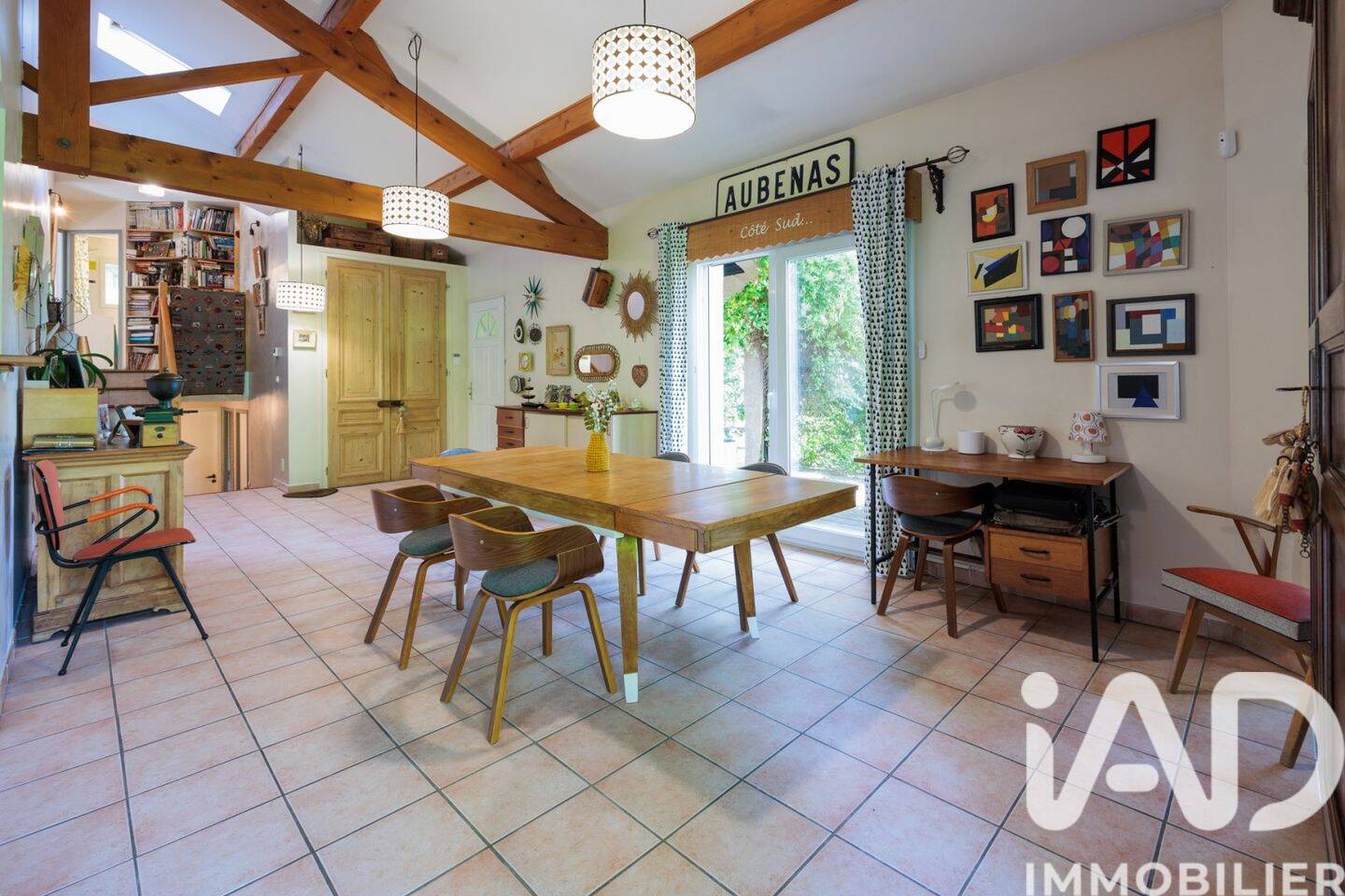 Maison à vendre, 154m², SAINT GENIS LES OLLIERES