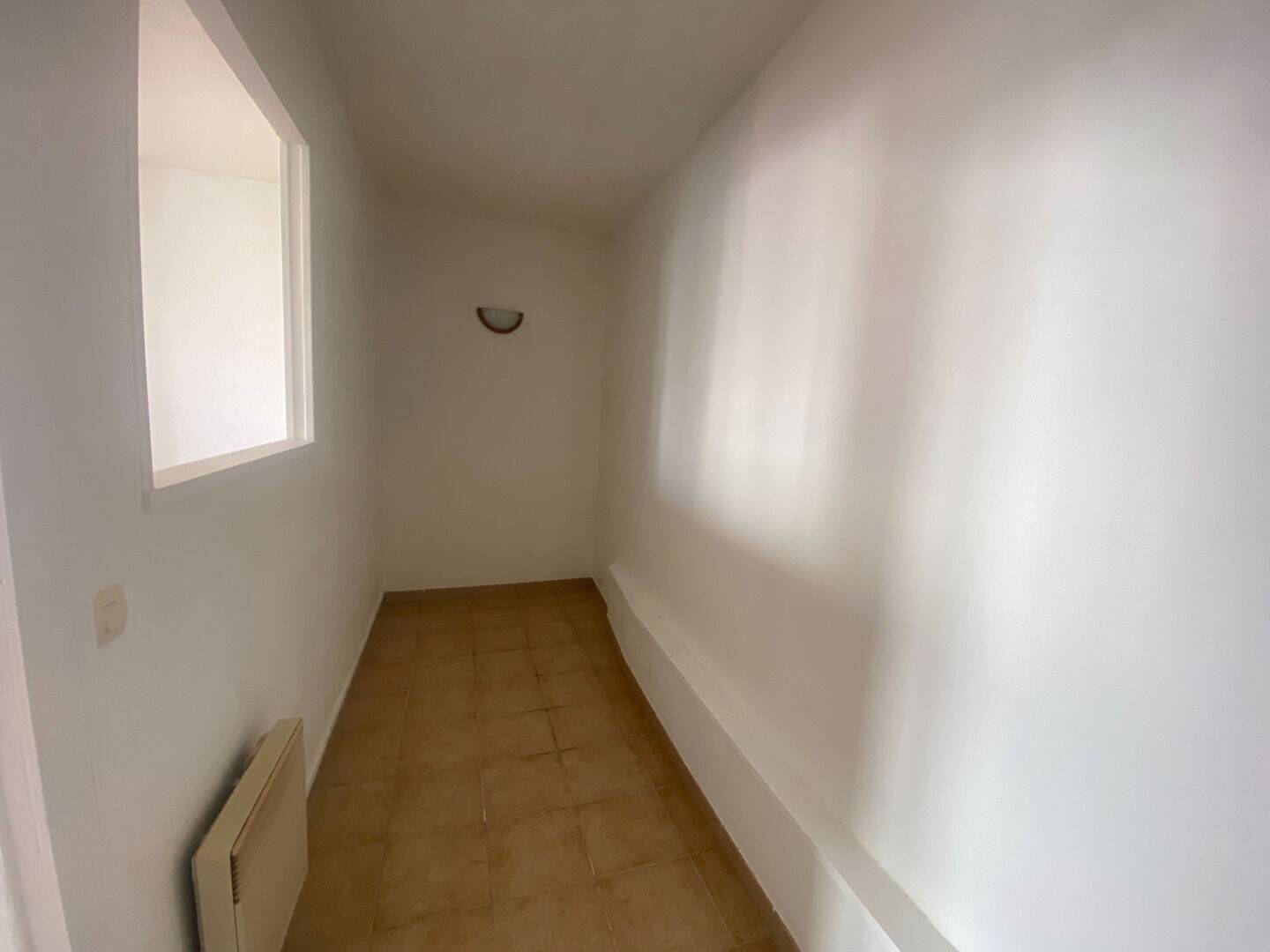 Maison à louer, 23m², CORBEIL ESSONNES