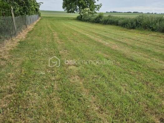 Terrain constructible à vendre 30 000 € 1 035 m² de terrain Ailly-sur-Noye 80250