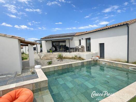 Maison de plain-pied à vendre 415 000 € 6 pièces 4 chambres 120 m² 713 m² de terrain Moussac 30190