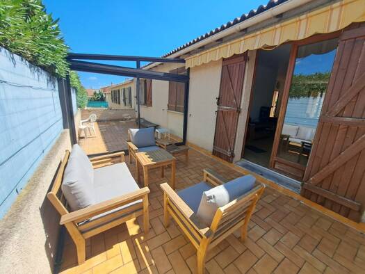 Maison de plain-pied à vendre 318 000 € 3 pièces 2 chambres 80 m² 303 m² de terrain Peripherie Marseillan 34340