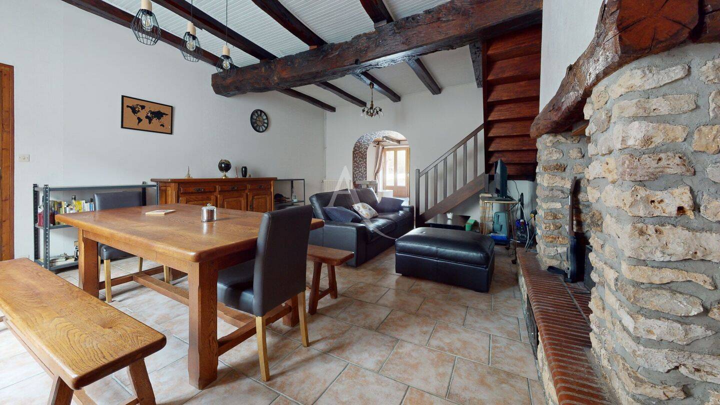 Maison à vendre, 165m², VIVONNE