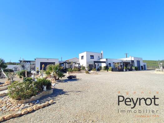 Maison à vendre - Première occupation 740 000 € 5 pièces 3 chambres 118,55 m² 1 609 m² de terrain Treilles 11510