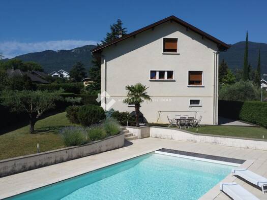 Maison à vendre 1 299 000 € 12 pièces 4 chambres 232,27 m² Brison-Saint-Innocent 73100