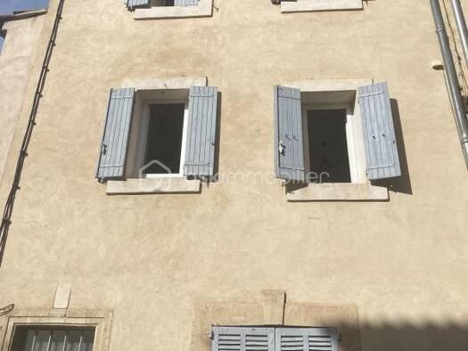 Immeuble à vendre 150 000 € 150 m² Centre Nord Apt 84400