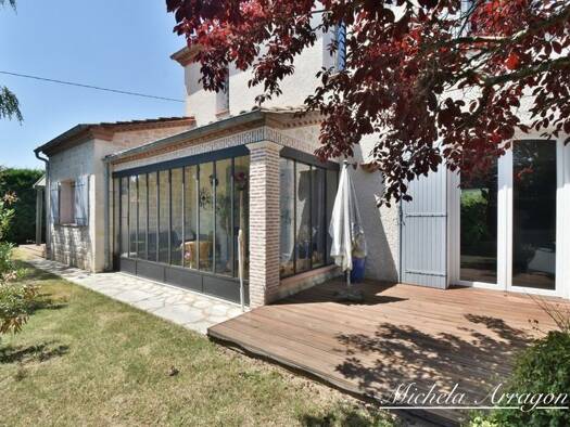 Maison à vendre 259 000 € 4 pièces 3 chambres 147 m² 2 457 m² de terrain Granges-sur-Lot 47260