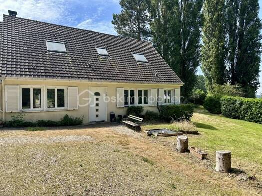 Maison à vendre 279 000 € 8 pièces 5 chambres 169 m² 2 400 m² de terrain Saint-Clair-sur-Epte 95770