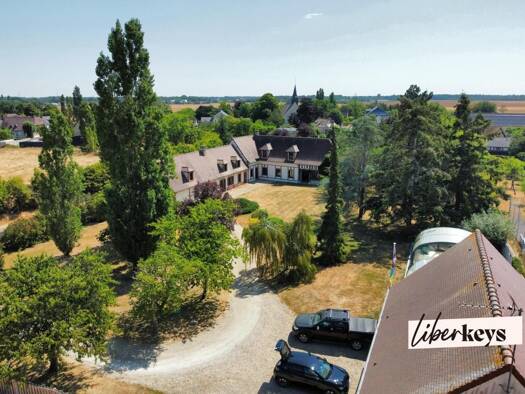 Maison à vendre 470 000 € 13 pièces 9 chambres 500 m² Marcilly-la-Campagne 27320
