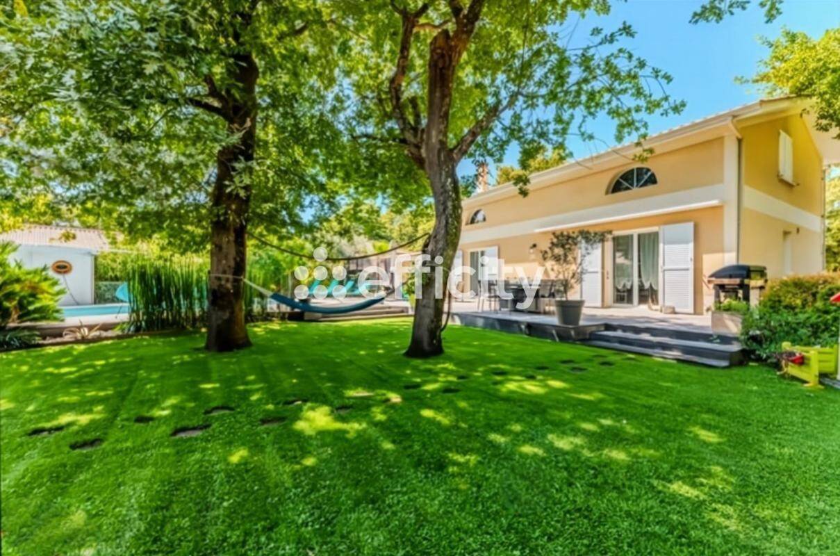 Maison à vendre, 280m², GUJAN MESTRAS