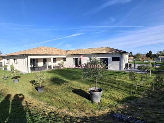Maison de plain-pied à vendre 539 000 € 5 pièces 4 chambres 196,61 m² 1 403 m² de terrain Casteljaloux 47700