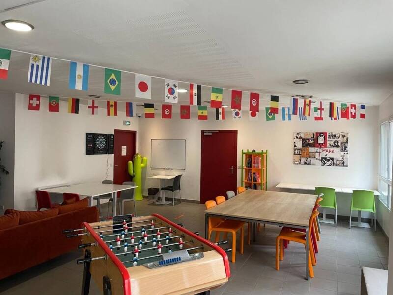 Maison à louer, 18m², MARSEILLE 5E