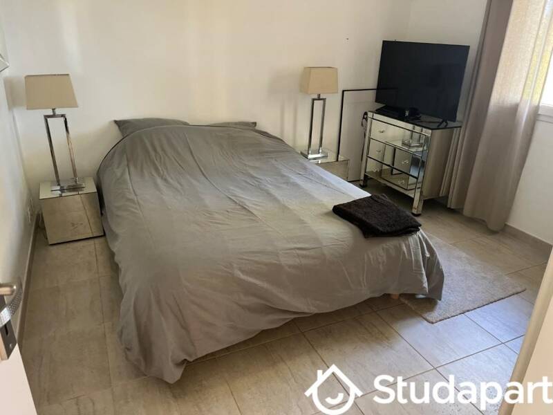 Maison à louer, 13m², VENTABREN