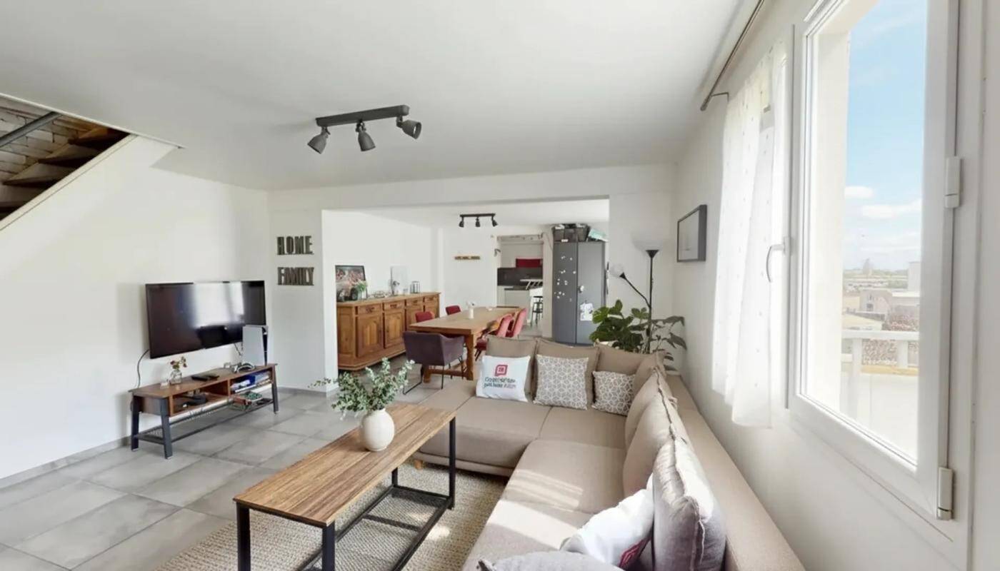 Maison à vendre, 125m², BETON BAZOCHES