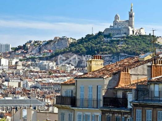 Appartement à vendre 285 000 € 3 pièces 2 chambres 66 m² 1er étage Saint Victor Marseille 7ème arrondissement 13007