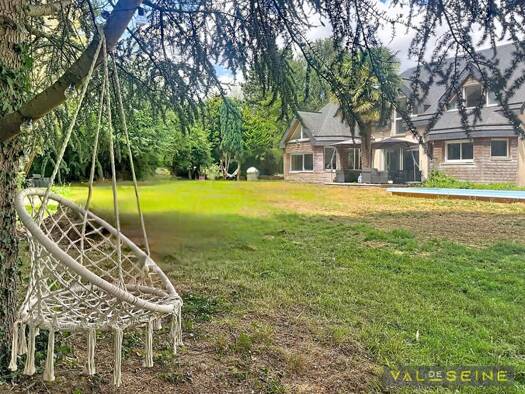 Maison à vendre 625 000 € 7 pièces 5 chambres 240 m² 5 000 m² de terrain Quincampoix 76230
