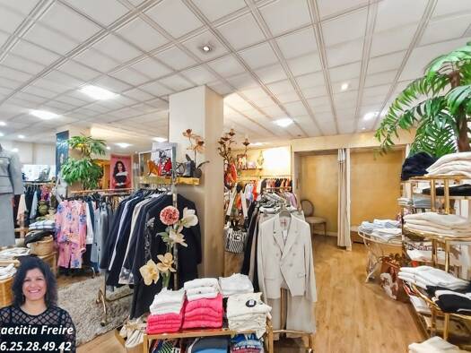 Activités diverses à vendre Fonds de commerce 95 000 € 200 m² de surface de vente Centre Ville Cluses 74300